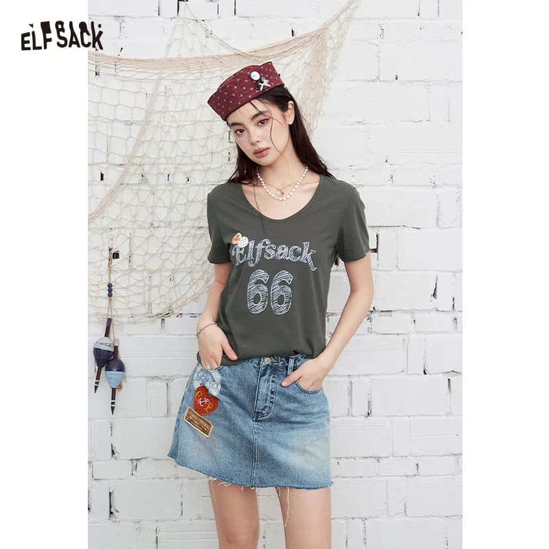 ELFSACK "66" Number Print Ruched Baby Tee, Curved Hem Fitted T-Shirt