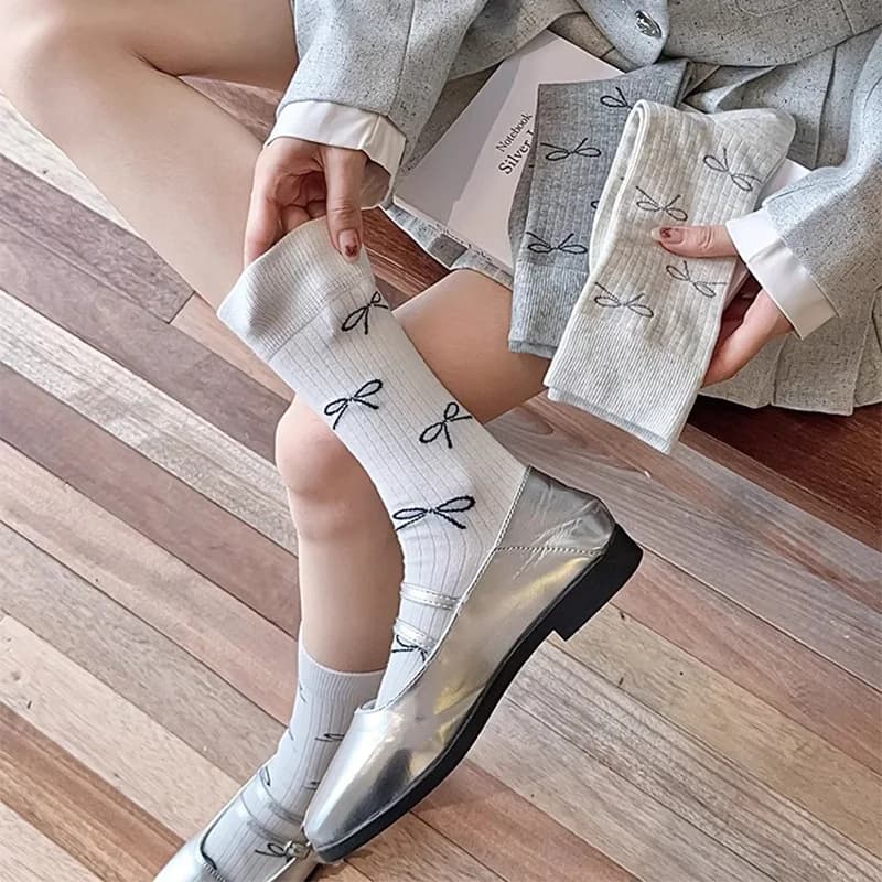 1/5 Pairs Women Mid Calf Socks Autumn Winter Japanese Style Cute Bow Ins Sweet Versatile Girls Slouch Socks
