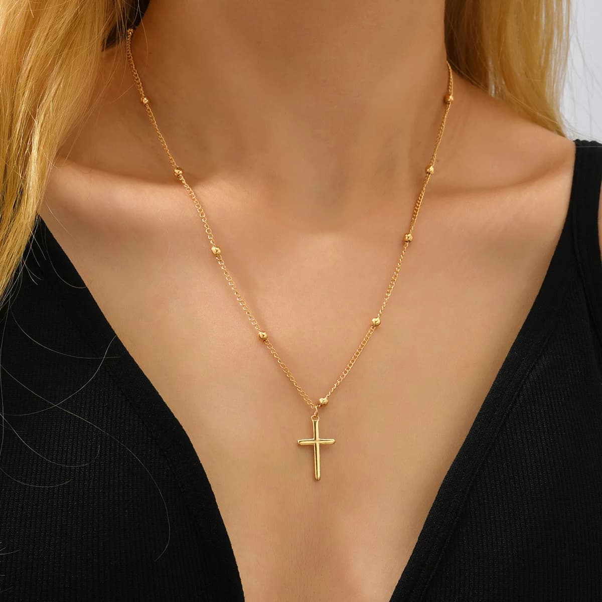 Hot Sale Cross Pendant Necklace Long Gold Silver Clavicle Chain for Women Wholesale Jewelry