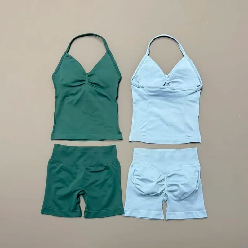 Set da Palestra 2 Pezzi per Donna, Top Lungo Senza Cuciture con Spalline e Pantaloncini Yoga Arricciati, Completo Sportivo ad Asciugatura Rapida e Traspirante
