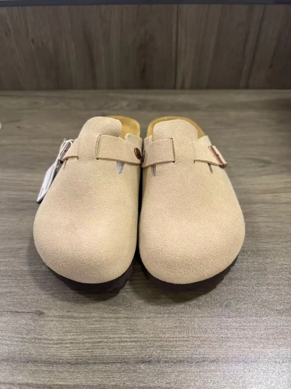 Scarpe in camoscio stile Boston 2026 con solette in sughero regolabili, supporto per l'arco plantare, comode pantofole casual neutre