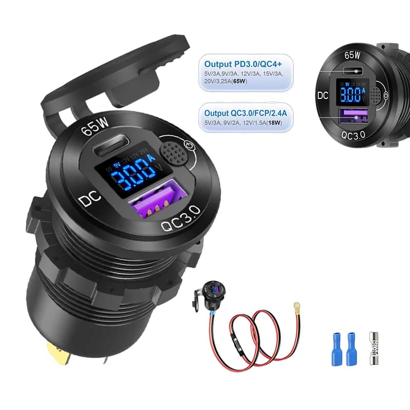 Caricatore USB per Auto in Alluminio 83W 12V con Boost Integrato 65W USB-C per Laptop, Presa USB QC3.0 18W con Voltmetro per Camper, Barche e Camion