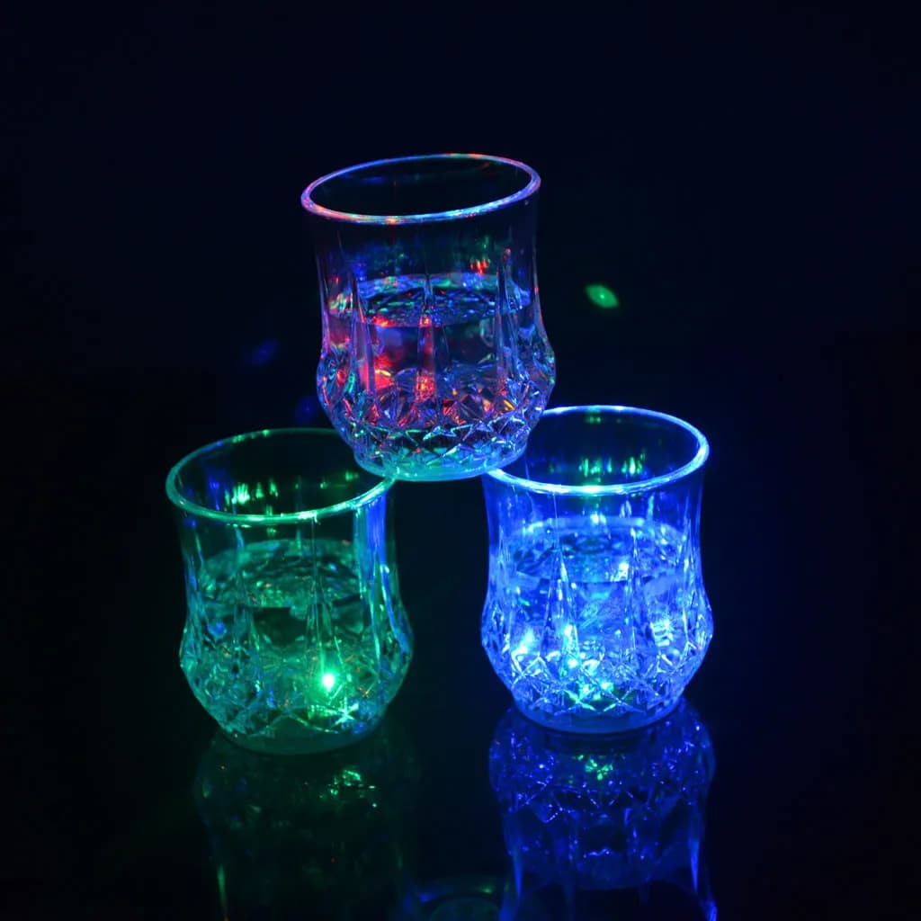 1/3/5 pz colorato LED incandescente tazza di birra induzione lampeggiante bicchiere di vino Party Bar Drink Cup, Home Bar cucina tazze Decorative