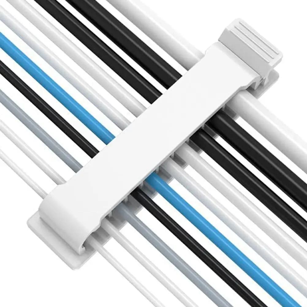 Set di 3 Organizzatori per Cavi con 10 Slot, Supporto Adesivo per Cavi da Scrivania, Gestione Cavi USB, Cuffie e Cavi di Alimentazione