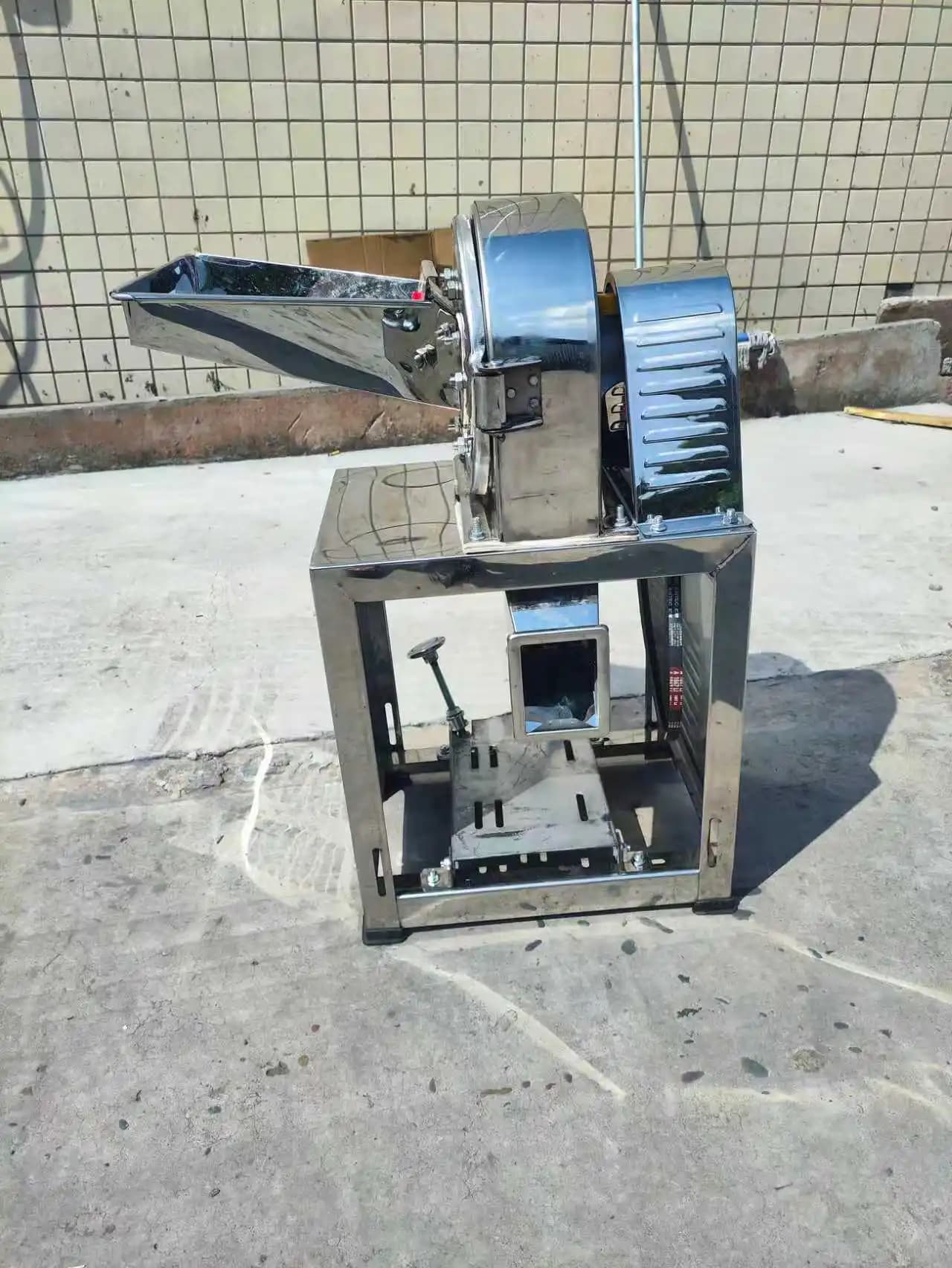 High-efficiency Stainless Steel Universal Grinding Machine Commercial-grade Fine Grinding of Chili Coffee Beans/sugar Cubes