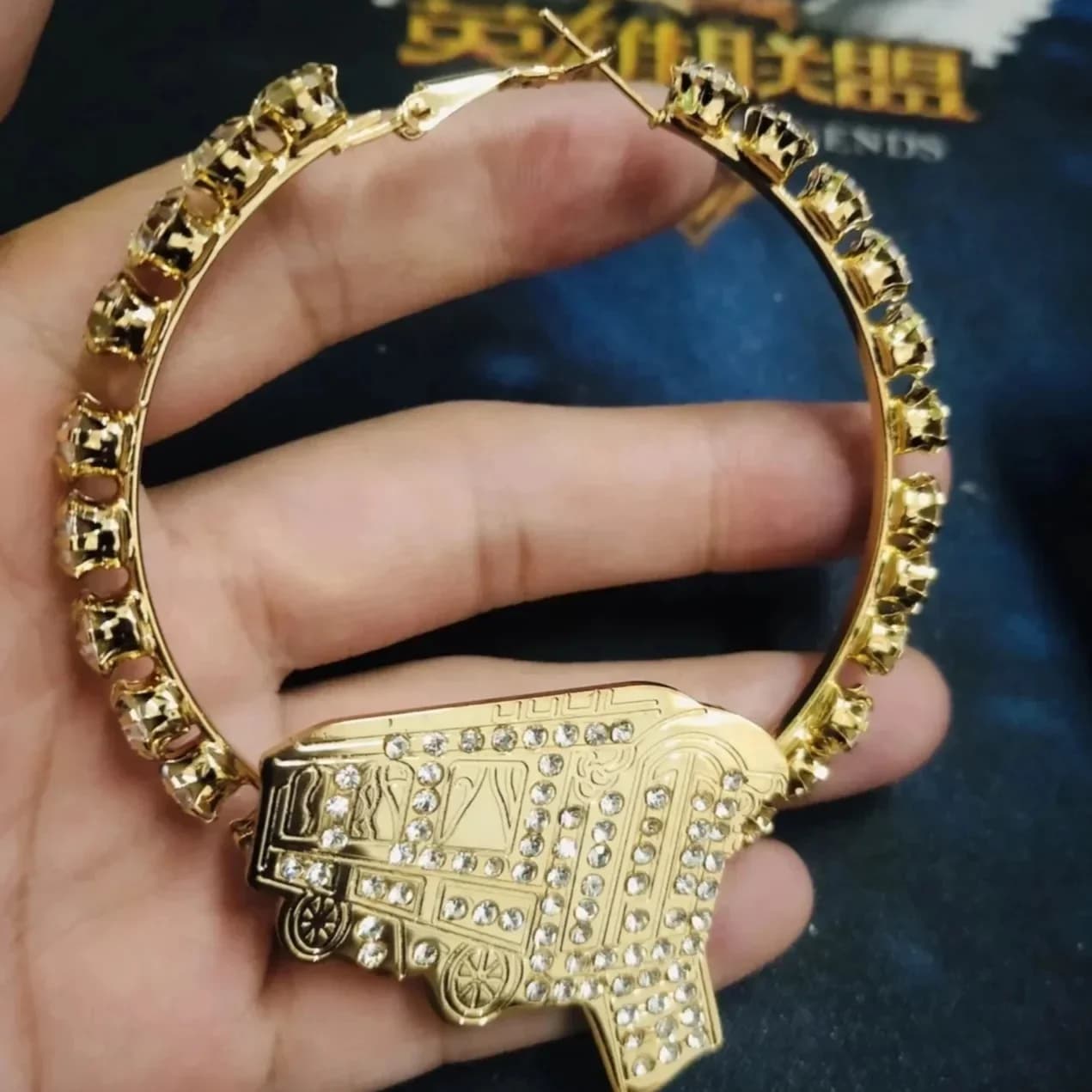 Orecchini di cristallo personalizzati Hiphop Bline Bline Orecchini per auto a cerchio Orecchini per auto con diamanti personalizzati per camion con zirconi personalizzati per le donne