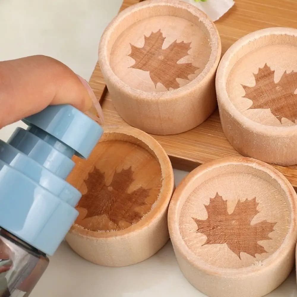 Slowly Volatile Expanded Fragrant Wood Maple Leaf Pattern Wooden Essential Oil Diffuser Aromatherapy Inhaler