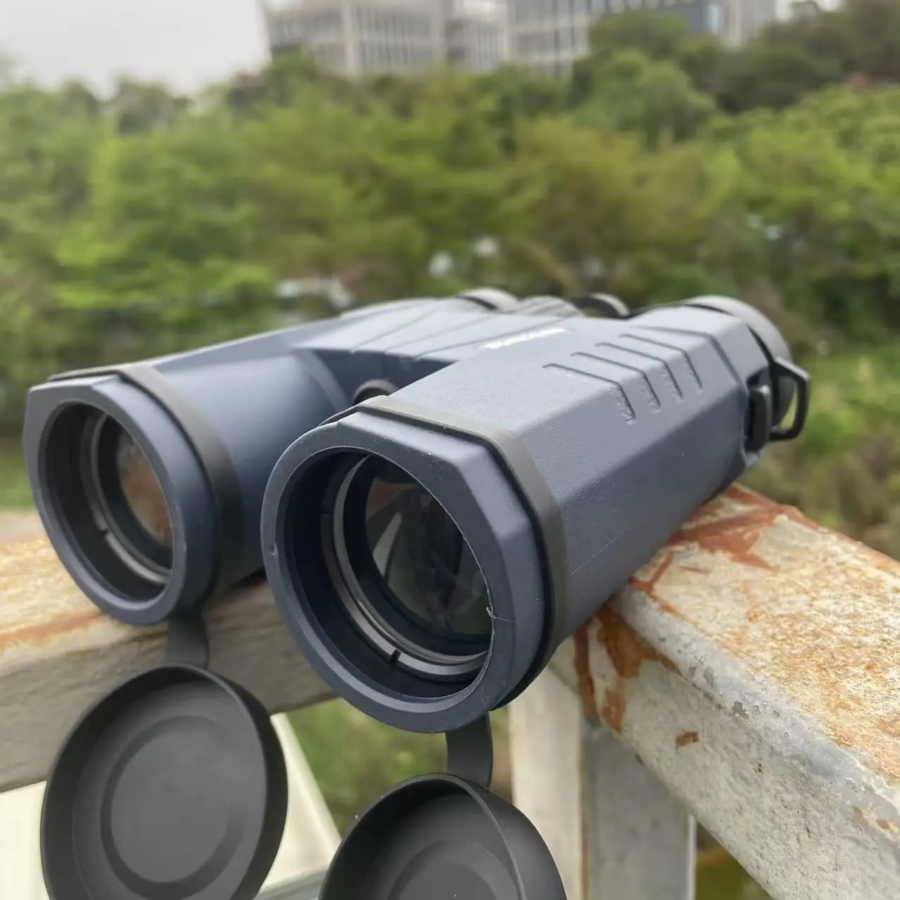 Telescopio ad alto ingrandimento 12x42 Blu NUOVO oculare rotante HD Messa a fuoco rapida portatile per birdwatching Concerti Eventi sportivi Ou