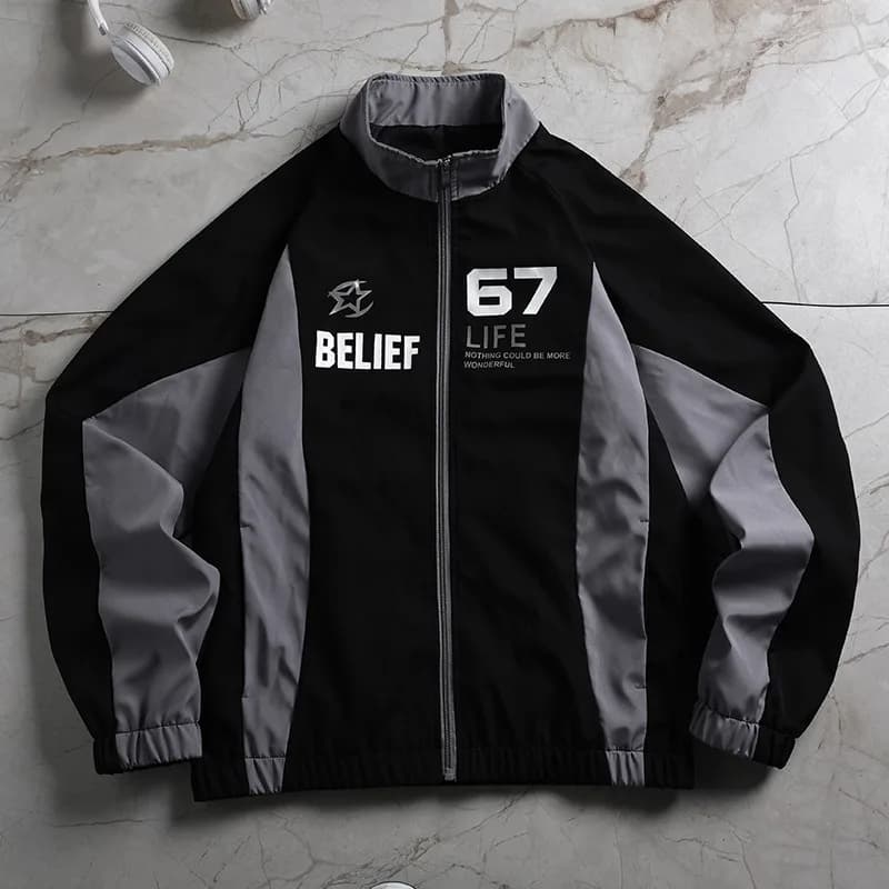 Giacca bomber leggera casual americana da uomo, stile racer con colletto alto, stampa con lettere, giacca da motociclista per uomo, per sport e uso quotidiano.