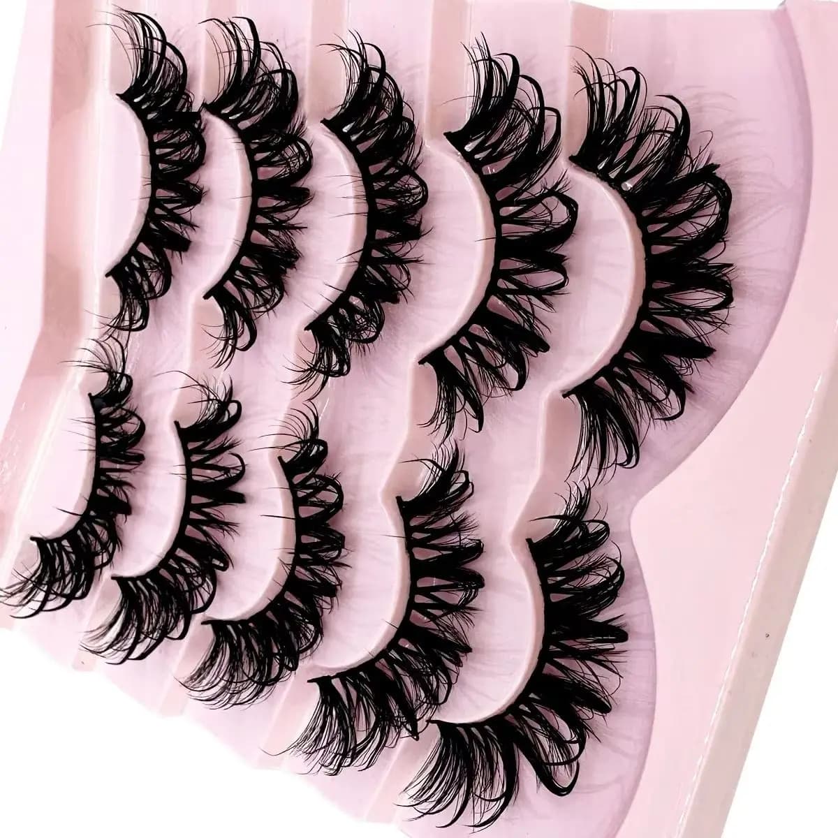 Fake eyelashes with dramatic drop Sharp wet appearance Fake eyelashes Moisturized effect Fake eyelashes 5 pairs Multiple packaging