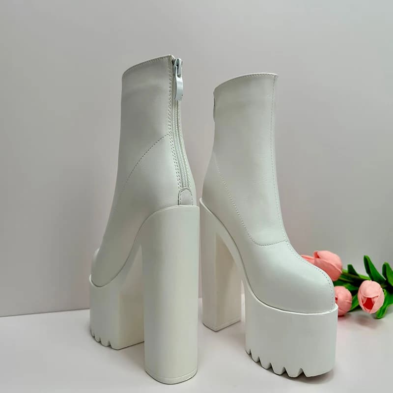 Stivaletti moderni con cerniera e tacco quadrato con plateau in pelle verniciata bianca da donna da 16 cm, stivali con plateau, stivali alti alla coscia
