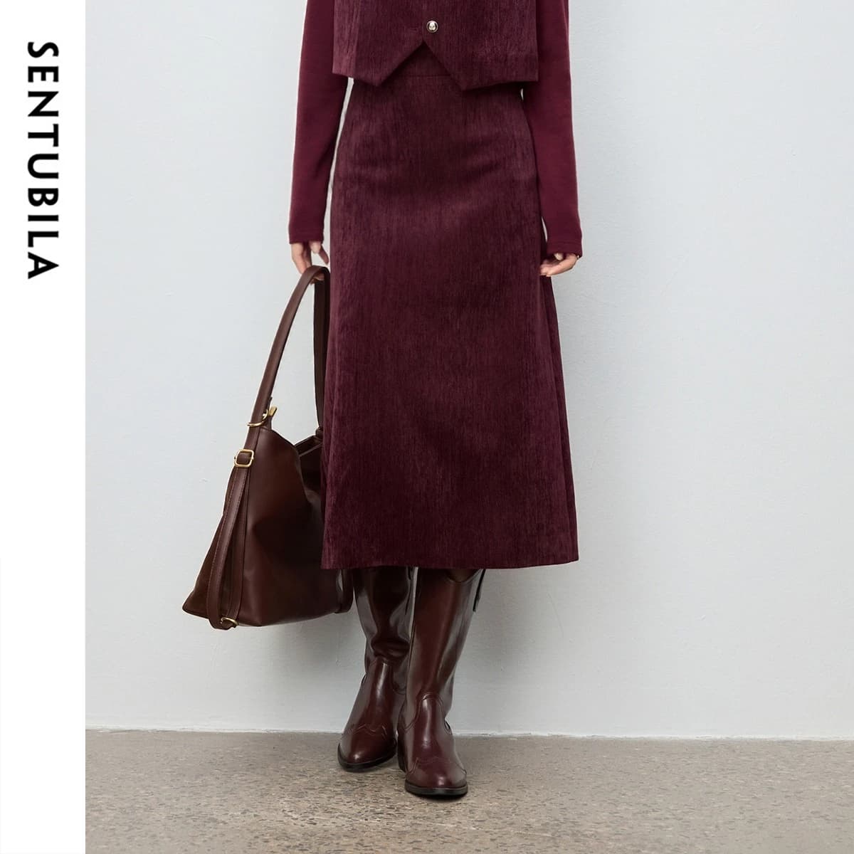 SENTUBILA Women Winter Chenille Skirt Ladies Gradient Ink Wash High Waist Split Hem Warm Thick Commuter Midi Skirt 154QF3964