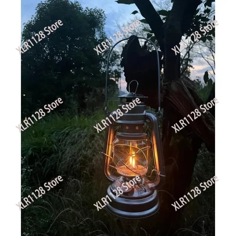 Retro Lamp Portable Horse Lantern for Outdoor Camping Tent Emergency Lighting & Barbecue