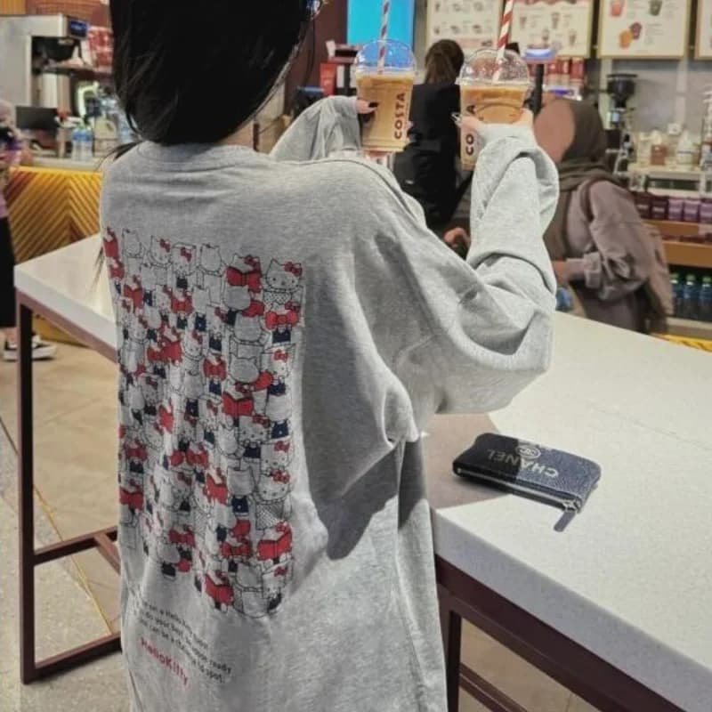 Stylish Long Sleeve T-Shirt Hello Kitty, Women's Casual T-Shirt for Daily Use, Trendy Style and Oversize, Fashion Top