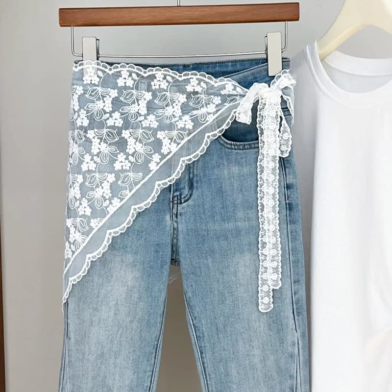 Lace Hollow Skirt for Women To Wear Versatile Korean Version Short Skirt Fart Curtain Triangular Headscarf Skirt Curtain