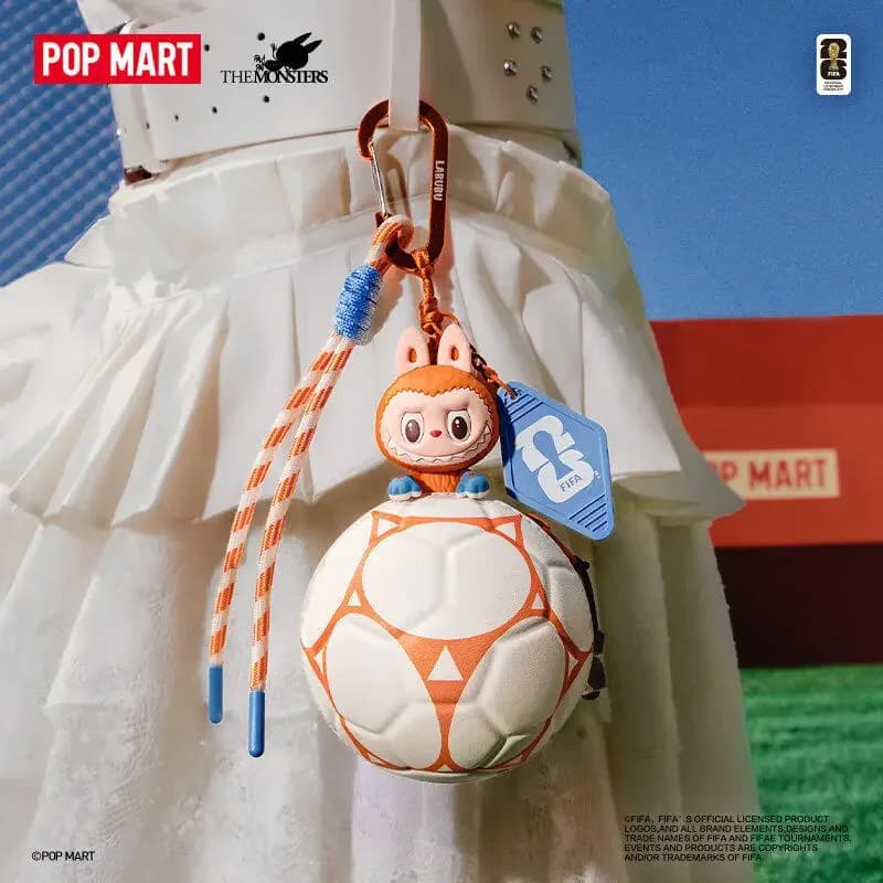 POP MART LABUBU THE MONSTERS SERIE FIFA - Mini Blind Box a Forma di Pallone da Calcio, Giocattoli Misteriosi, Ornamenti Kawaii, Statuette, Decorazioni per la Casa