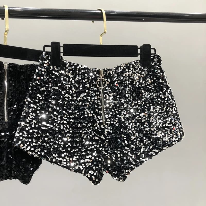 Tutto il corpo Il nuovo 2023 Pantaloncini con paillettes scintillanti Donna Breve cerniera Discoteca Donna Slim Fit per pantaloncini sexy argento e nero