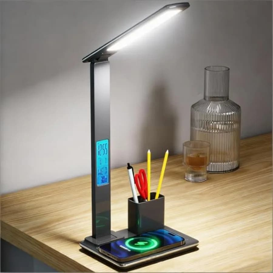 Lampada da Scrivania 3-in-1 con Ricarica Wireless, Orologio Digitale, Ricarica Rapida 15W, Temperatura Colore Regolabile, Sveglia, Display Temperatura