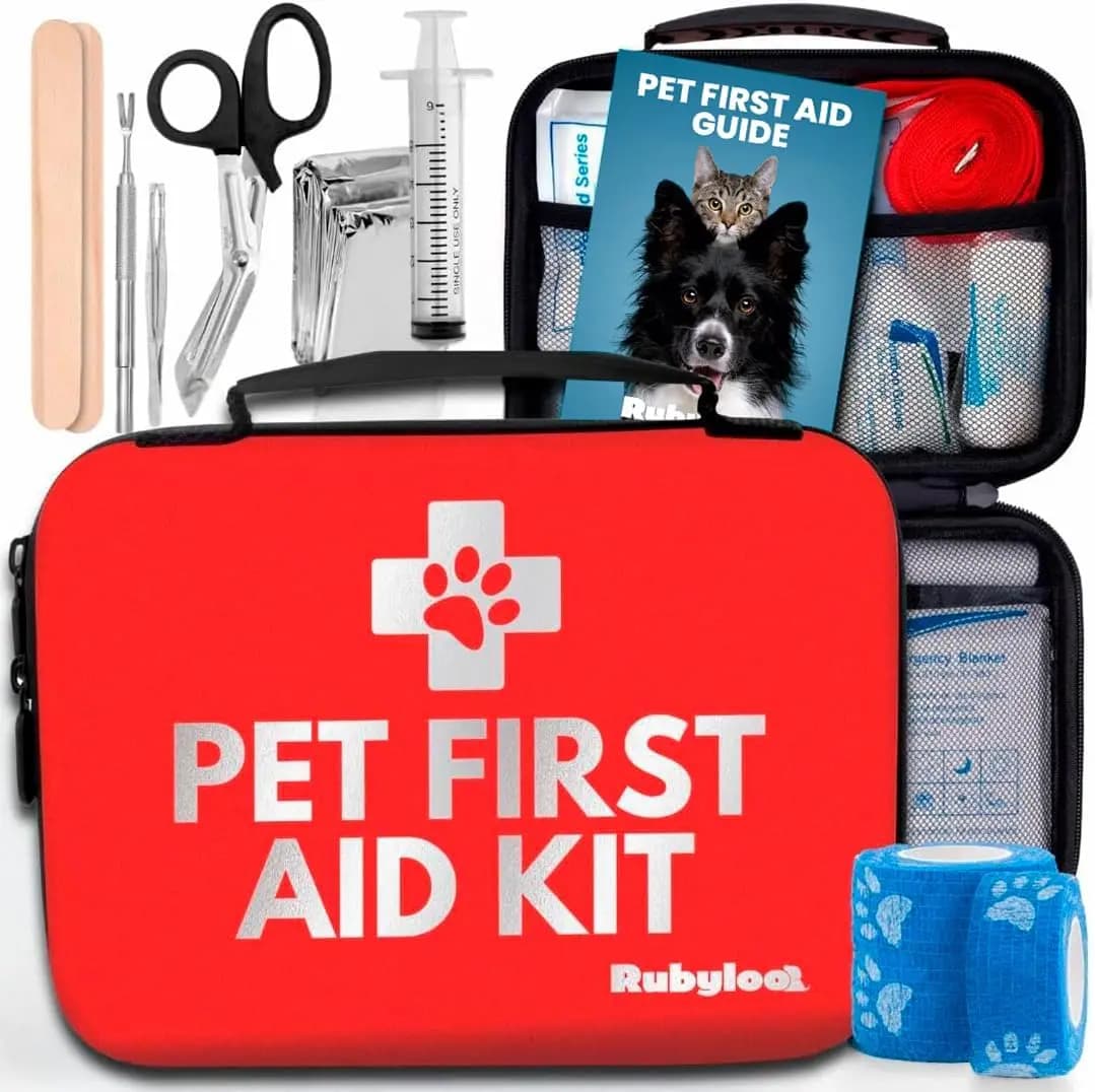 Kit di Pronto Soccorso per Cani e Gatti - Forniture Approvate dai Veterinari con Guida, Pinzetta per Zecche e Custodia da Viaggio