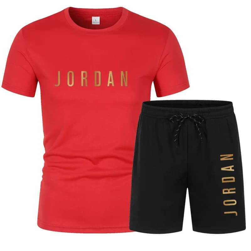 Nuova tendenza moda estate 2026: completo sportivo casual due pezzi per giovani uomini, set T-shirt a maniche corte + pantaloncini