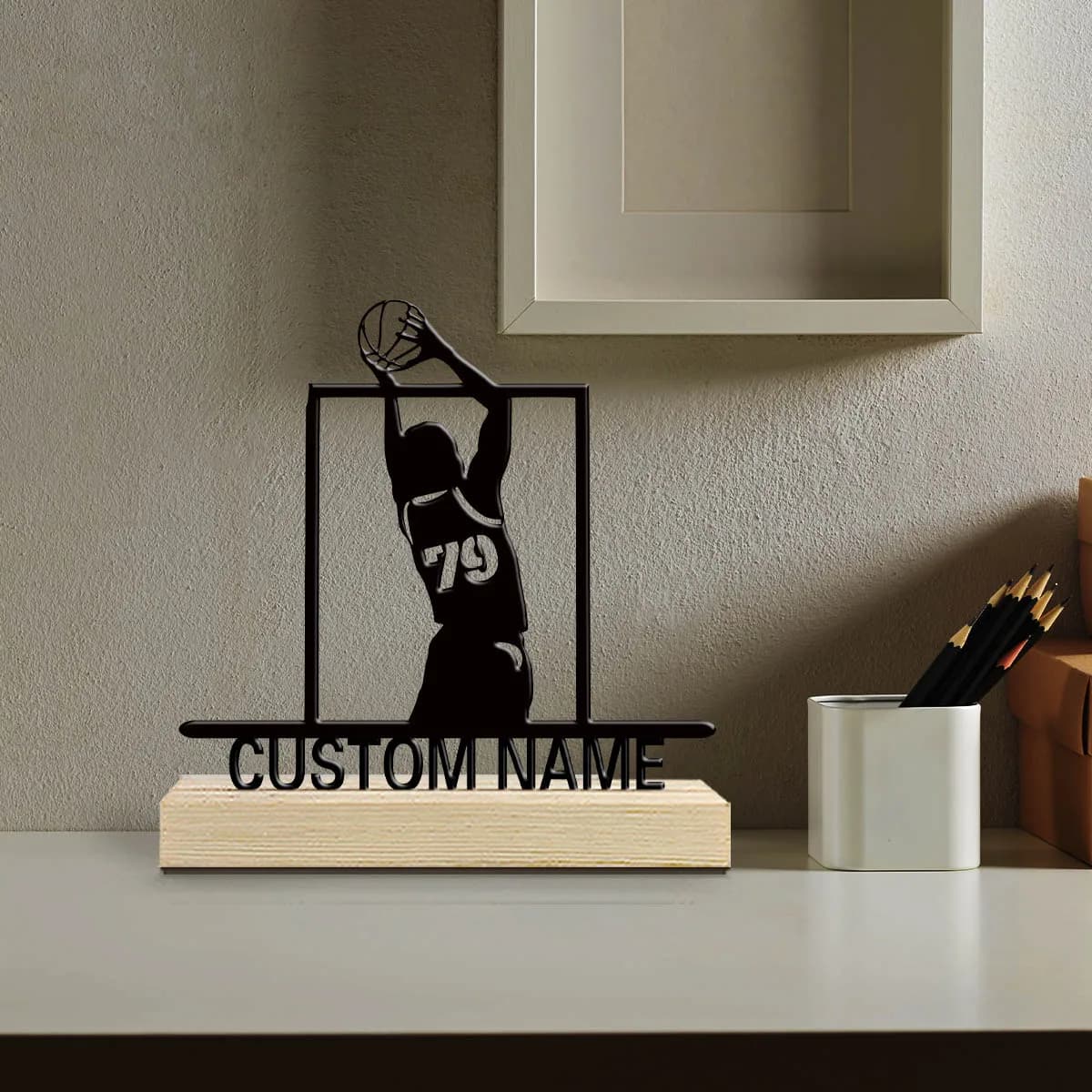 Statua in Metallo Personalizzata di Jam City, Regalo per Appassionati di Basket con Base in Legno, Perfetta per Camere da Letto e Uomini