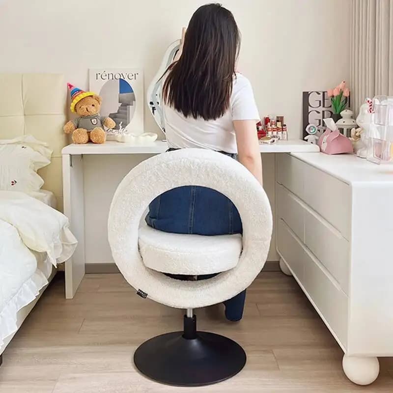 Sedia da toeletta moderna e minimalista, portatile, ergonomica, pigra, rilassante, sgabello nordico, cassettiere da salone, tabouret da gioco, mobili alla moda