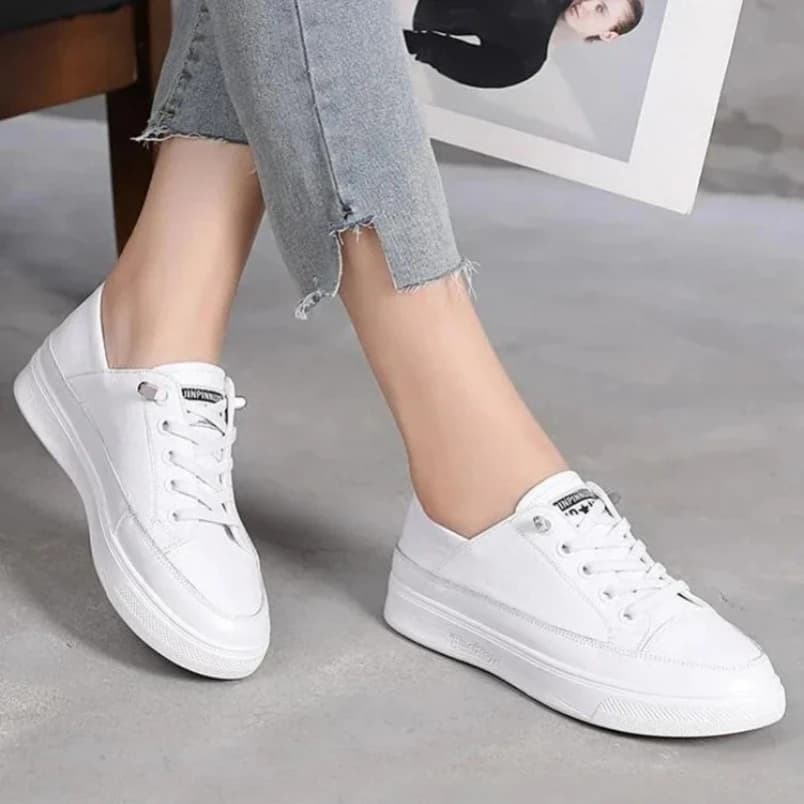 2025 Scarpe da ginnastica robuste da donna in vera pelle di mucca Mocassino autunno Vulcanize Scarpe basse con piattaforma di alta marca Scarpe primaverili