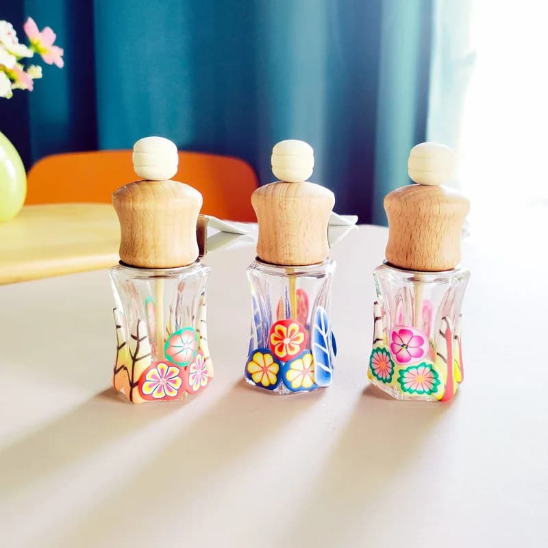 100pcs Car Perfume Bottle Car Perfume Clip Vent Empty Essential Oil Diffuser Glass+Wood Aromatherapy Glass Bottle