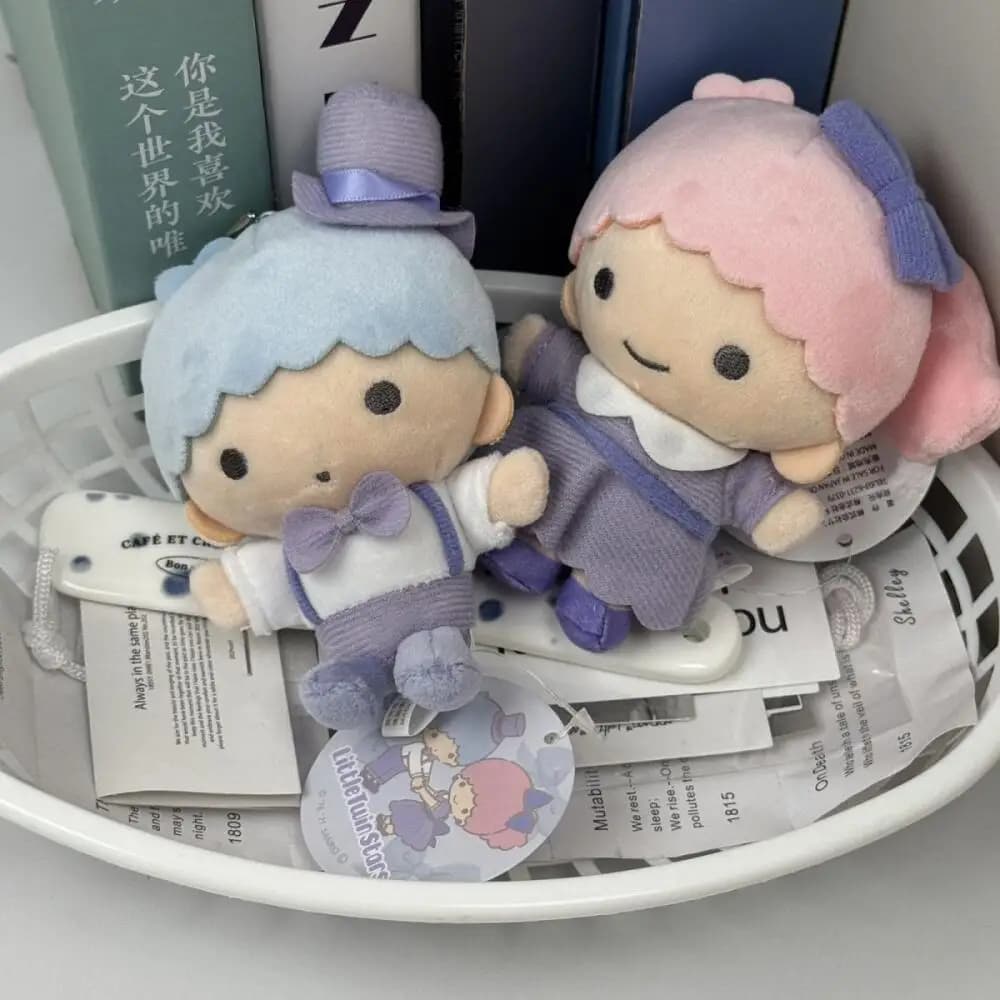 Portachiavi con bambola di peluche Sanrio Little Twinstars, ornamenti da appendere al zaino, decorazione da scrivania, regalo di San Valentino per coppie