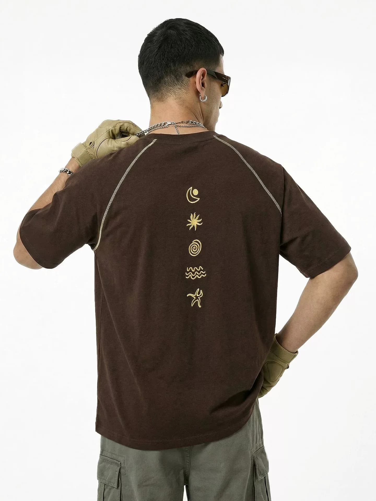 T-shirt sportiva in cotone e lino per esterni, nuova collezione primavera estate, abbigliamento sportivo alla moda con stampa a contrasto, traspirante e confortevole.
