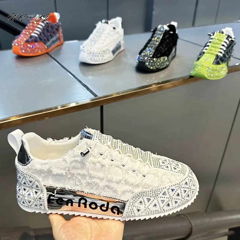 Sneaker Casual da uomo Designer Bling Punk Board Shoes Tessuto in pelle di moda Traspirante Scarpe da discoteca con piattaforma interna maggiorata