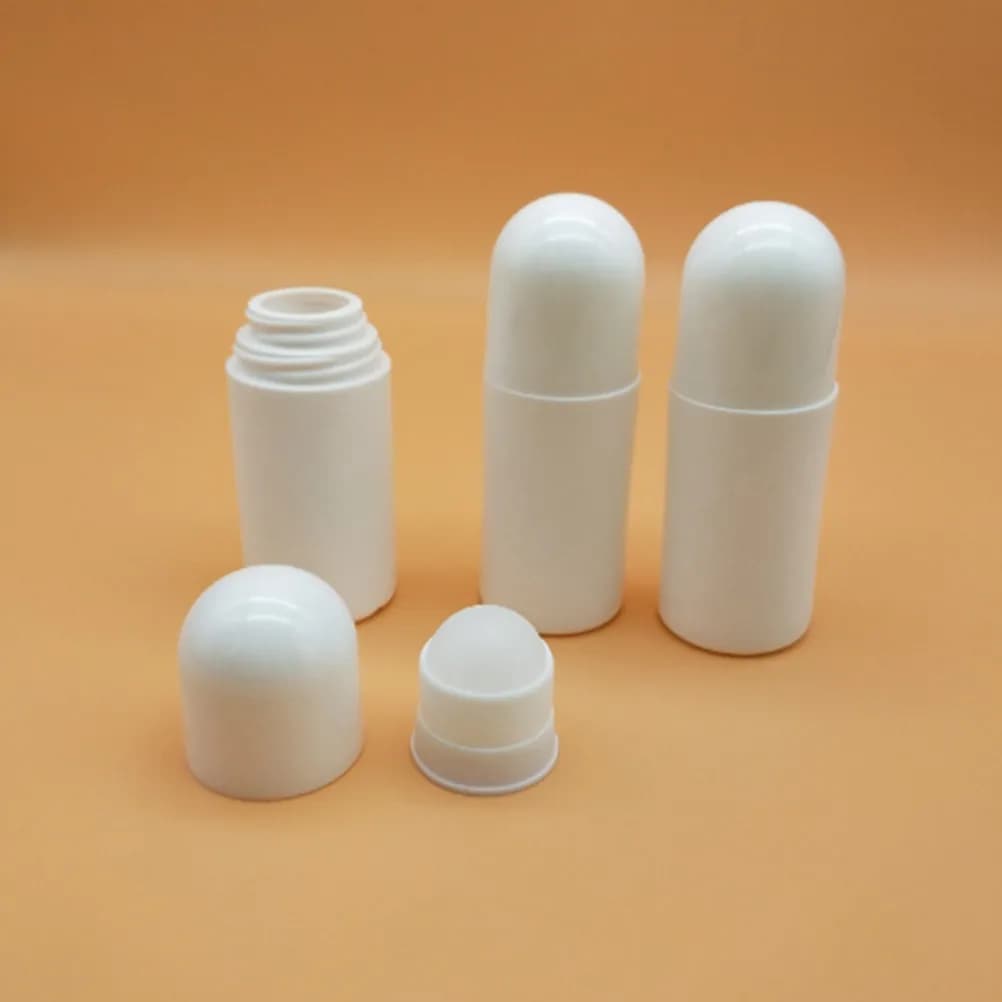 12 flaconi con rullo in plastica da 50 ml, flaconi per oli essenziali, flaconi con rullo per oli ricaricabili a prova di perdite, flaconi per profumi per aromaterapia