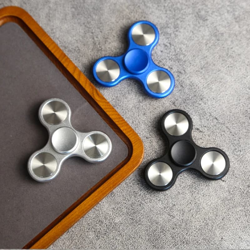 Fidget Spinner in acciaio inossidabile | Spinner Fidget EDC in metallo a tre lobi | Giocattolo per alleviare l'autismo/ADHD per adulti | Regalo per gli uomini