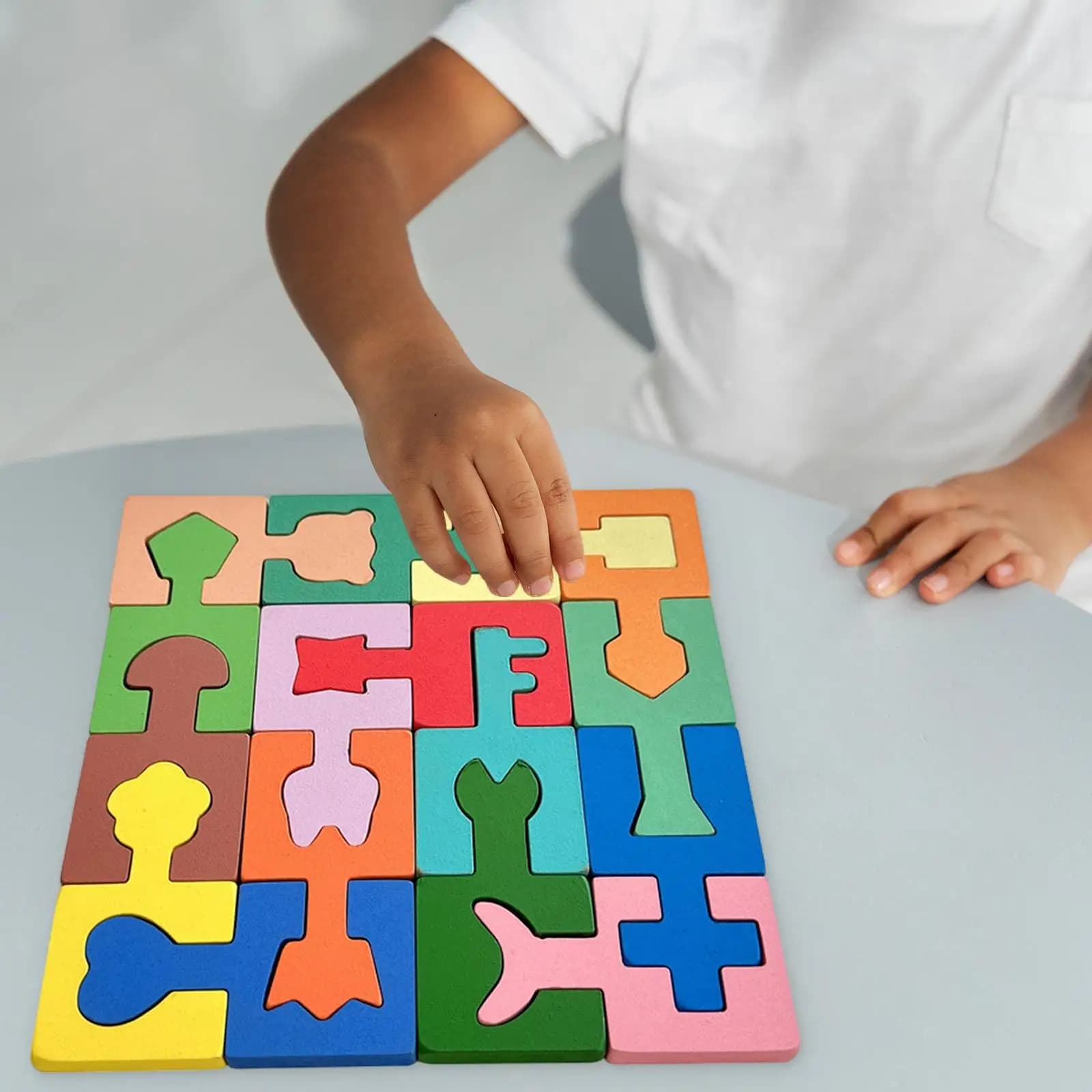 Puzzle educativo in legno con forme, blocchi per l'allenamento del pensiero spaziale, giocattoli con design geometrico per bambini dai 3 anni in su, idea regalo.