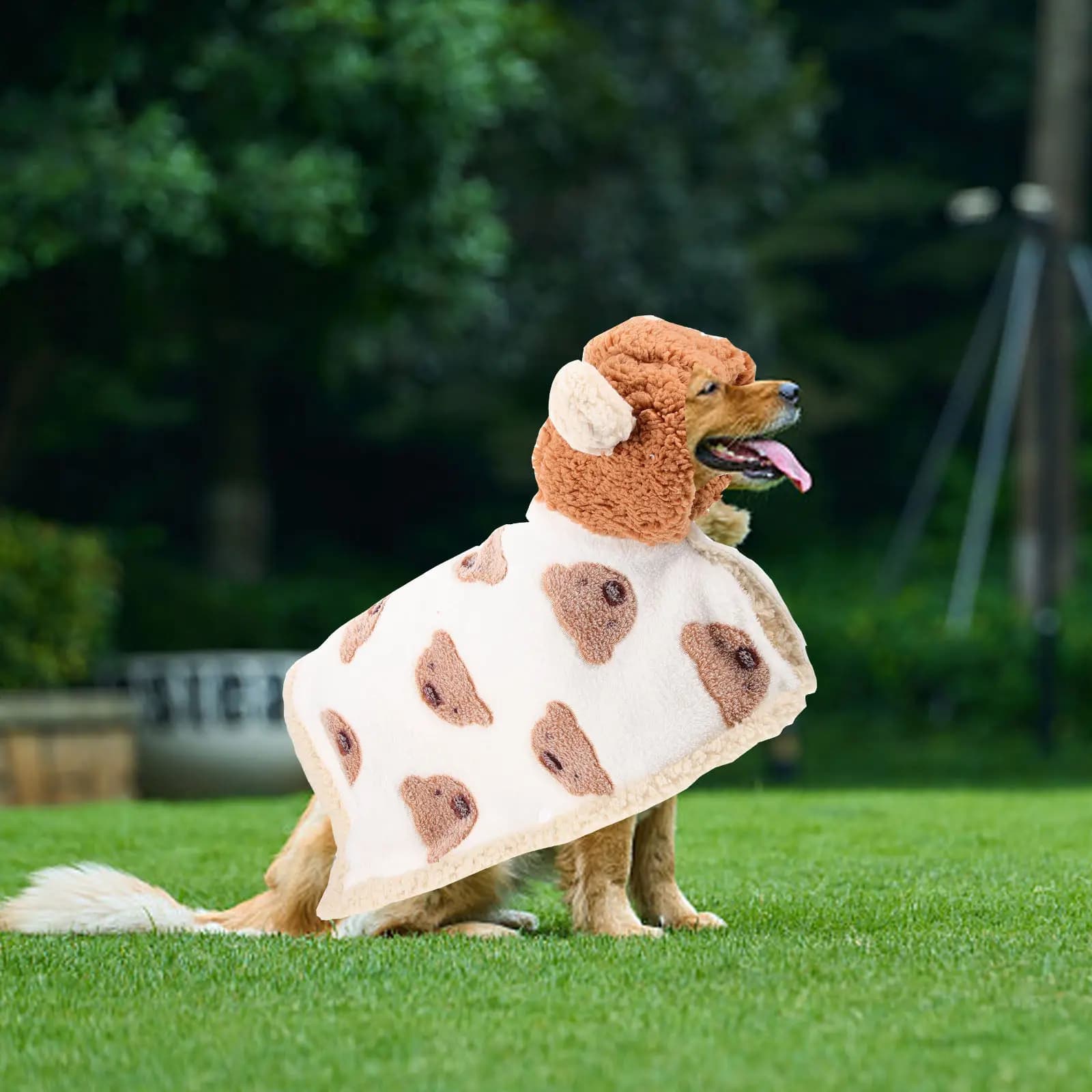 Mantella per Cani, Accappatoio Invernale in Flanella Caldo e Traspirante, Comodo e Portatile, Design Cartoon per Feste e Natale