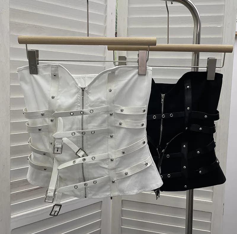 Cardigan con cerniera e fibbia in pelle PU con giunture gotiche Top a tubo Gilet sottile senza maniche Top senza spalline da donna