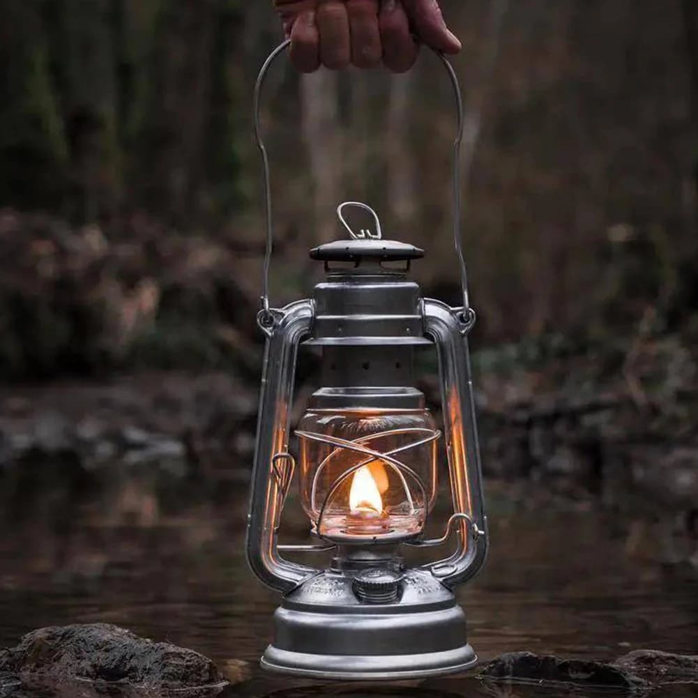 Camping Kerosene Lamp for Portable Outdoor Curtains with Atmospheric Lighting with Handle Vintage Table Hurricane Lamps Oil Combustion