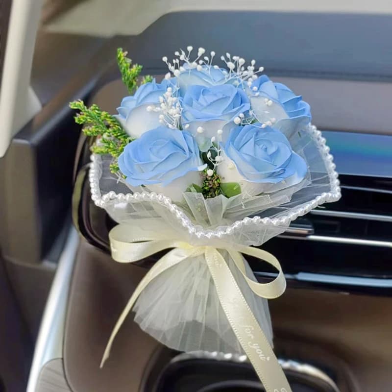 Car out trend small bouquet aromatherapy clip eternal soap pink creative decoration gift for air conditioner for car