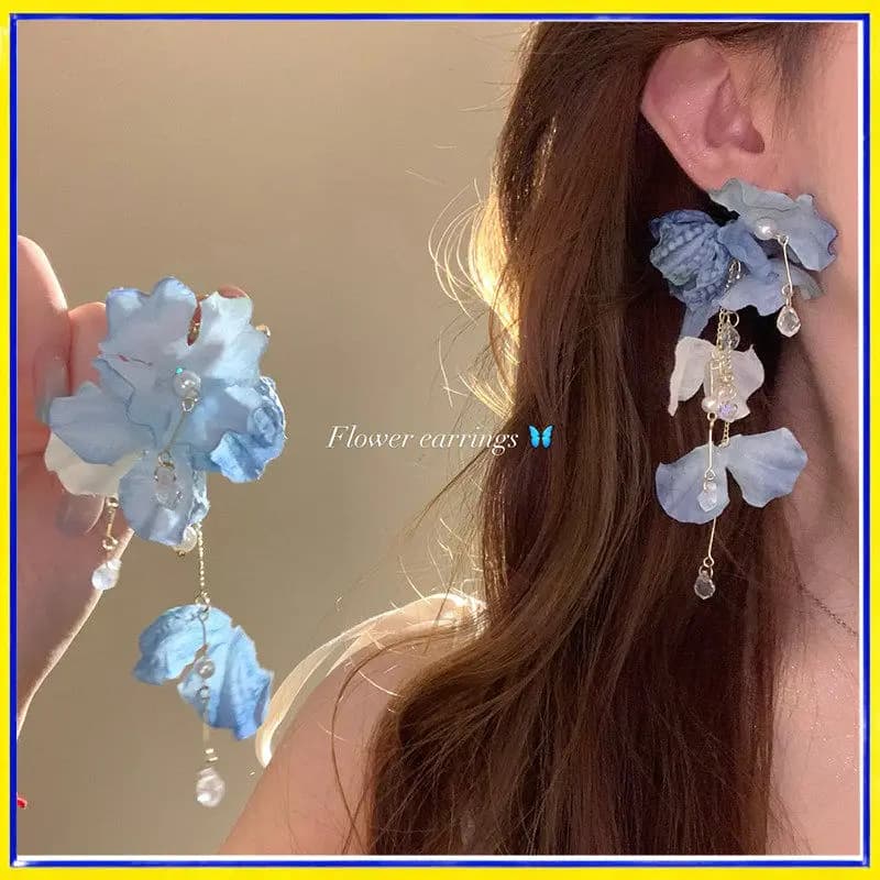 Orecchini pendenti con nappe a forma di fiore azzurro, eleganti orecchini lunghi a goccia per donna, gioielli con perle e cristalli per vacanze estive al mare