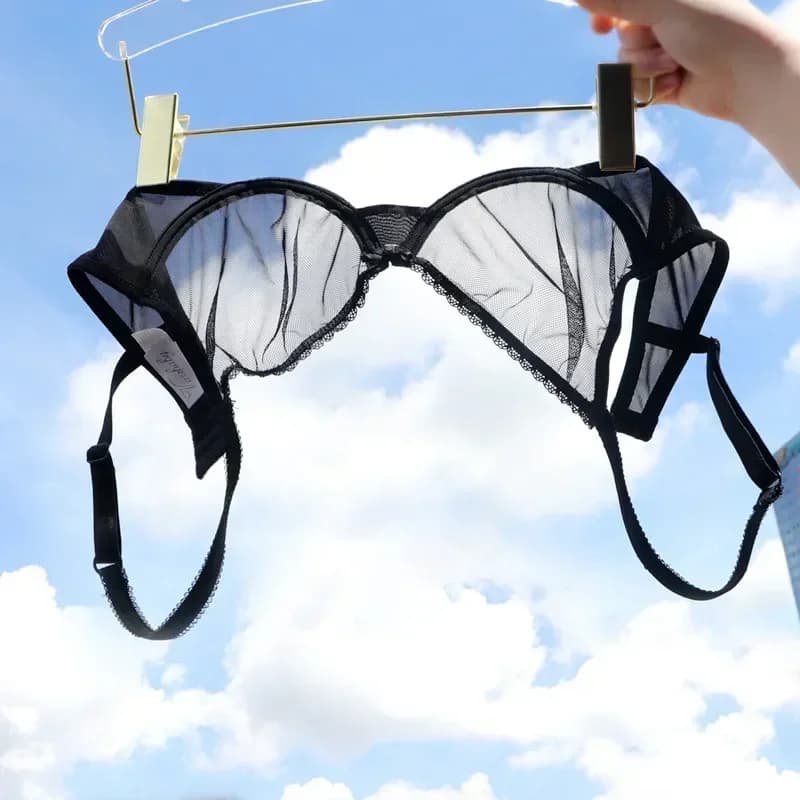 Nuovi reggiseni trasparenti rossi per le donne Plus Size Lingerie sexy Push Up Reggiseno per ragazze in maglia di pizzo Top vedere attraverso bianco nero 40 42 ABCD