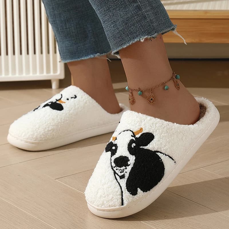 Pantofole in cotone modello mucca cartone animato donna inverno caldo peluche scarpe di cotone bianco donna comode pantofole da casa per coppie antiscivolo