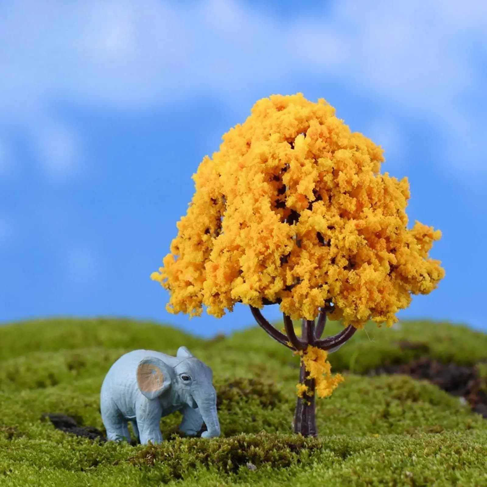 Set of 7 Realistic Miniature Artificial Trees for Modelling, Diorami, Railway Scenes, Centerpiece and Sand Table Layout