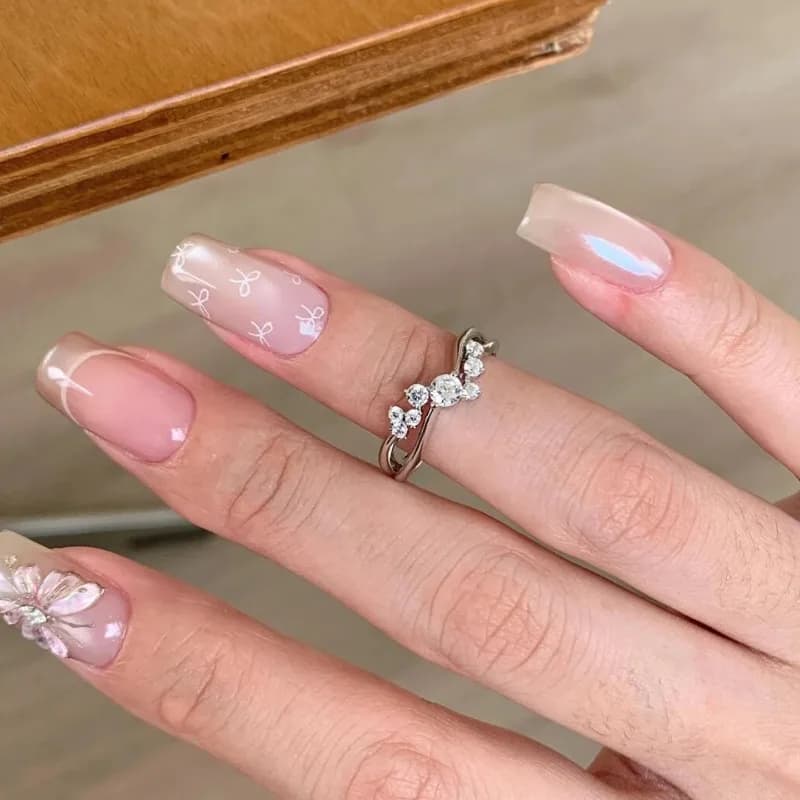 Anello a Croce con Stella Esplosiva, Design di Nicchia Femminile, Anello di Lusso Leggero e Raffinato, Anello alla Moda dal Look Freddo ed Elegante per Dito Indice