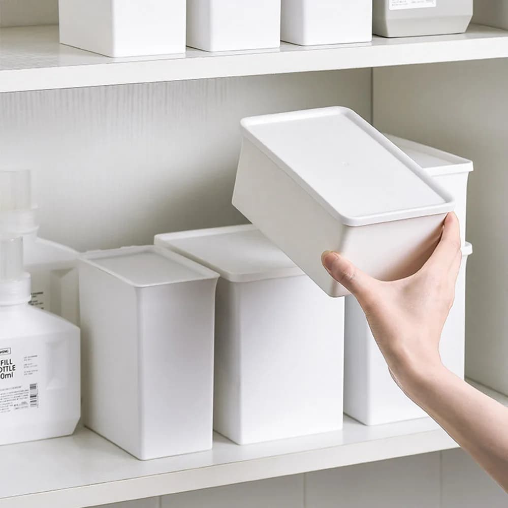 Pratica scatola portaoggetti in plastica PP, contenitore per gioielli, perline e piccoli oggetti, ideale per la casa.