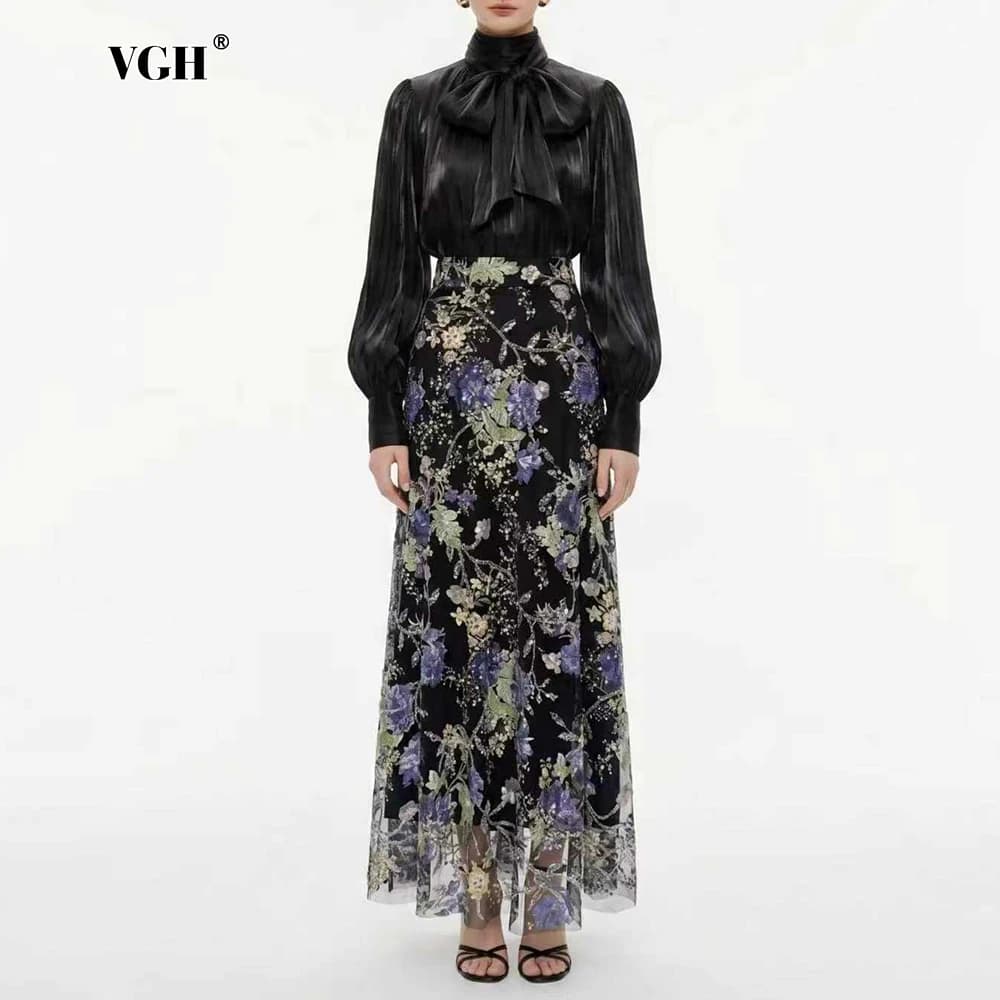 VGH Elegante Completo Floreale Nero a Due Pezzi per Donna: Camicetta a Maniche Lunghe con Colletto a Sciarpa e Gonna Lunga a Vita Alta per Abbigliamento Casual