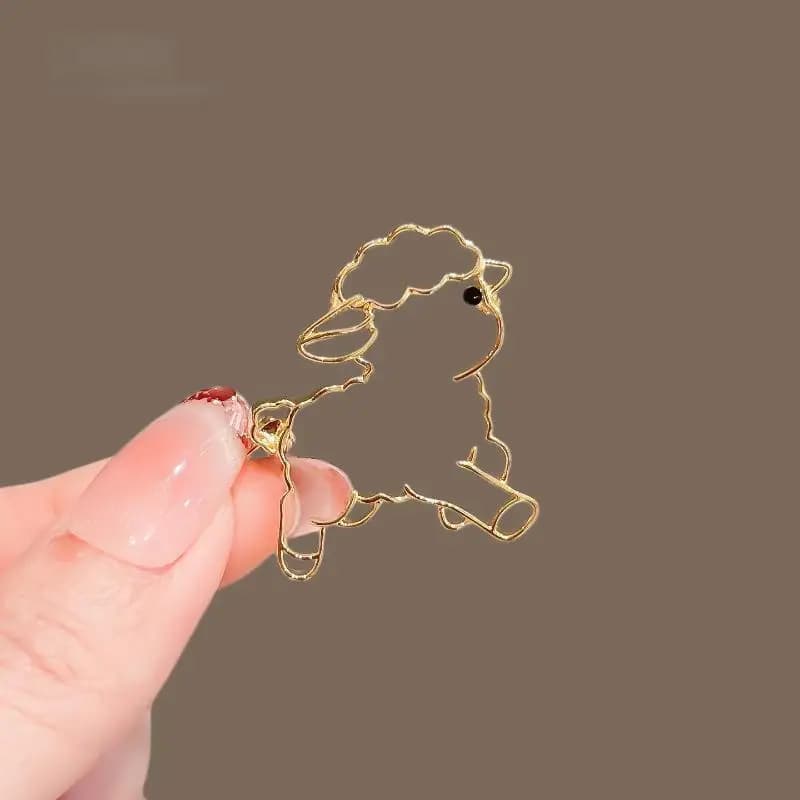 Golden Hollow Cartoon Sheep Brooch Cute Ornament Decorate Jackets Scarves Bags Daily Fashion Accessory