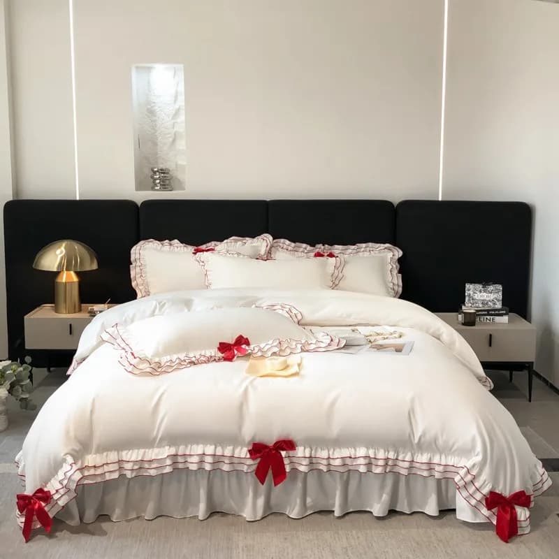 Set of white Korean style princess bed linen 4 pieces red bow volant duvet pillow linzuolo pillowcase plain textile for the house