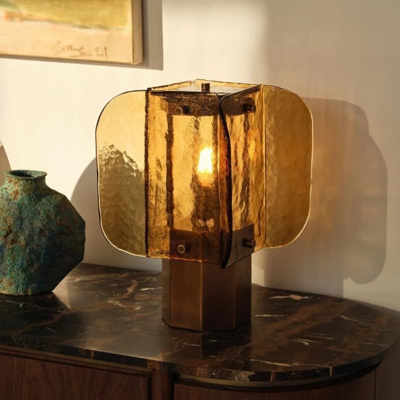 Lampade creative di arte ambrata antica, illuminazione da comodino della camera da letto del soggiorno, semplice lampada da scrivania calda e romantica per l'alloggiamento in famiglia