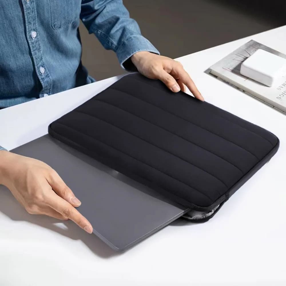 Custodia per laptop impermeabile Borsa portaoggetti per notebook leggera e traspirante Custodia per laptop gonfia alla moda da 13-14,1 pollici Pendolarismo quotidiano