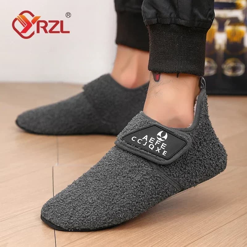YRZL Men winter shoes warm cotton slip on men's light slippers in plush bedroom moccasins in men's cotton winter shoes